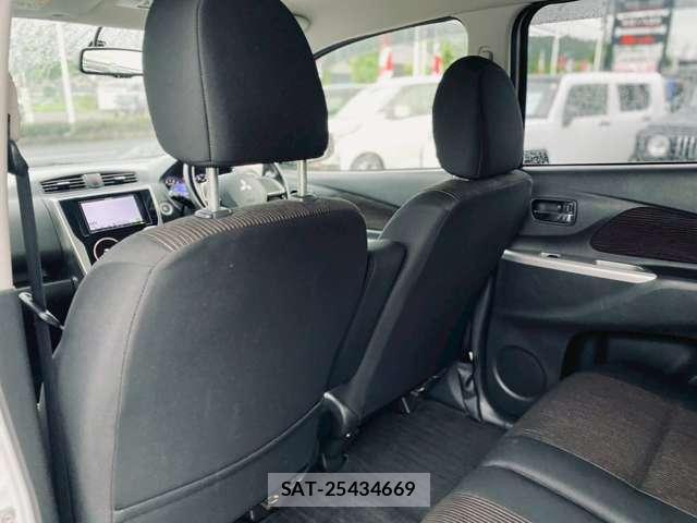 Mitsubishi EK CUSTOM 2013-08 8218178-18