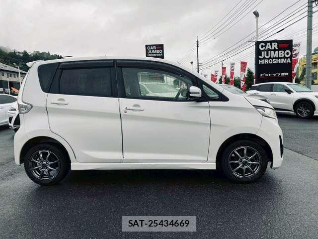 Mitsubishi EK CUSTOM 2013-08 8218178-3