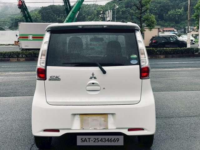 Mitsubishi EK CUSTOM 2013-08 8218178-5
