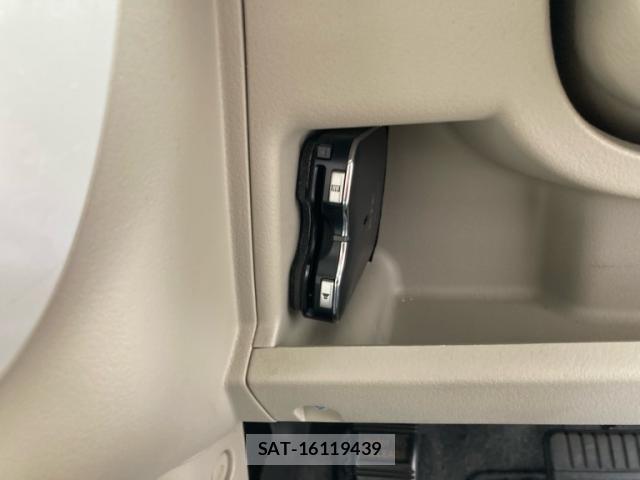 Mitsubishi EK WAGON 2009-03 8217153-19