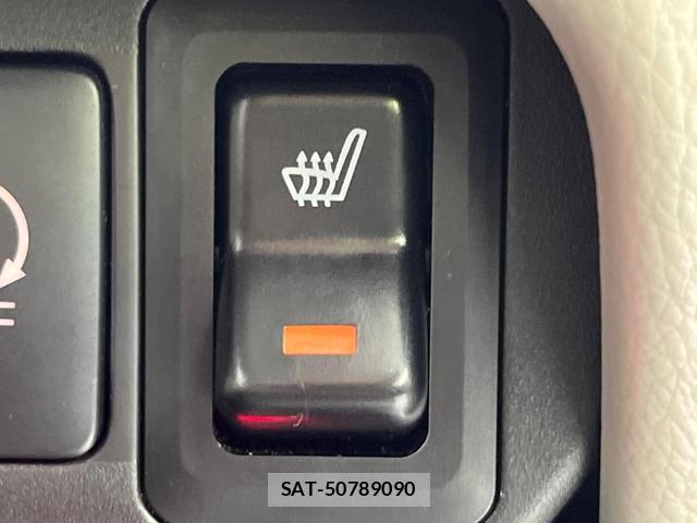 Mitsubishi EK WAGON 2017-09 8218713-4