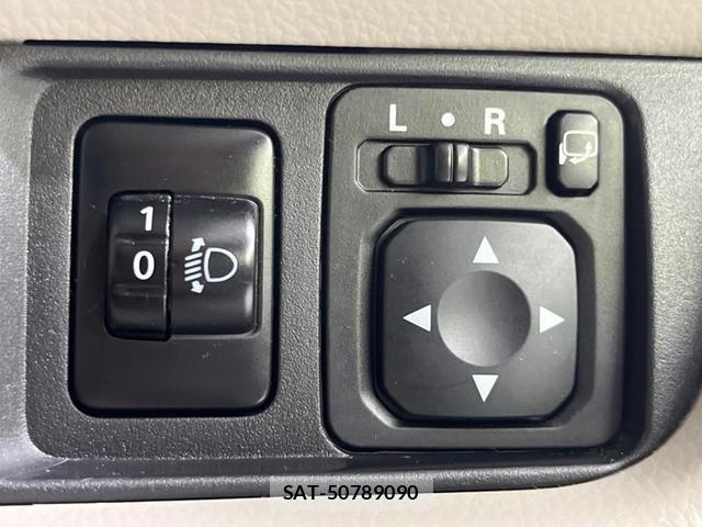 Mitsubishi EK WAGON 2017-09 8218713-6