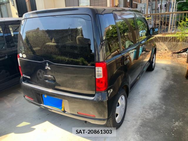 Mitsubishi EK WAGON 2006-07 8219835-12