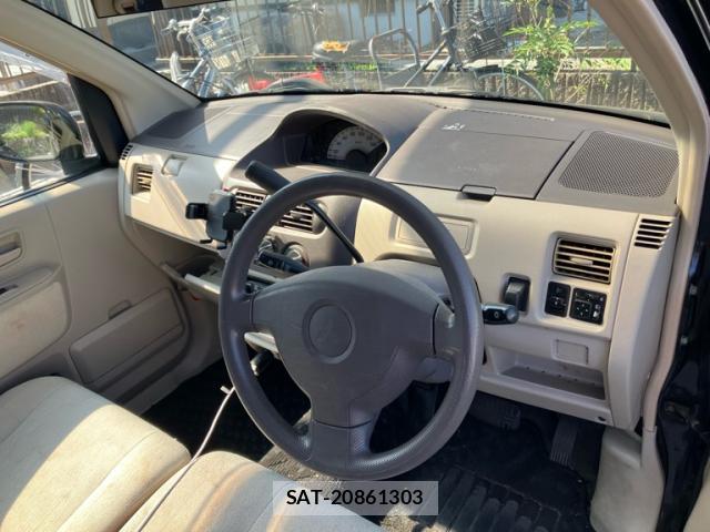 Mitsubishi EK WAGON 2006-07 8219835-6