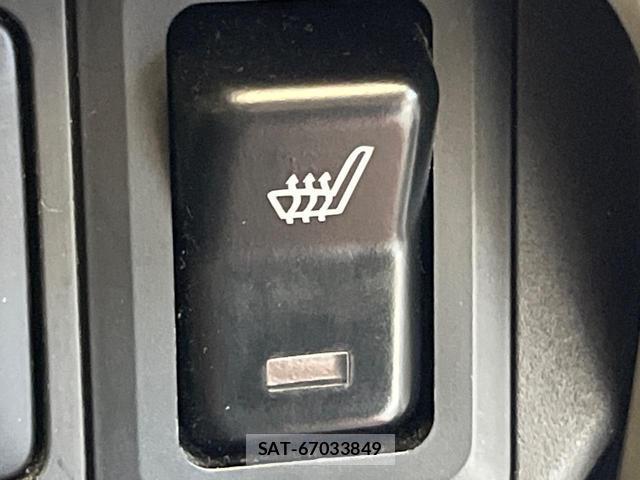 Mitsubishi EK WAGON 2016-08 8220509-4