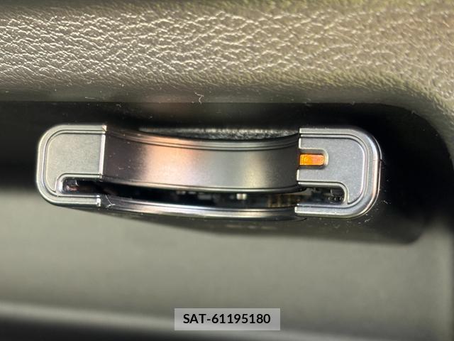 Mitsubishi EK WAGON 2021-12 8220694-14