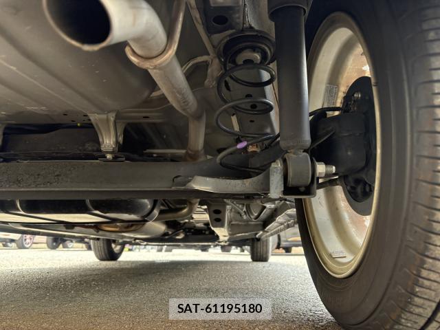 Mitsubishi EK WAGON 2021-12 8220694-9