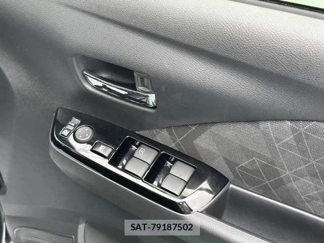 Mitsubishi EK X 2022-10 8218201-12