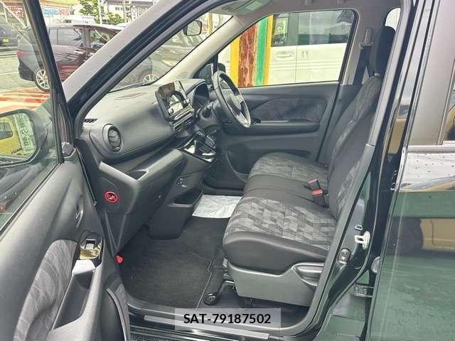 Mitsubishi EK X 2022-10 8218201-4