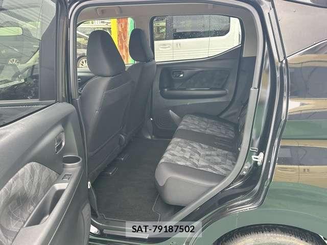 Mitsubishi EK X 2022-10 8218201-5