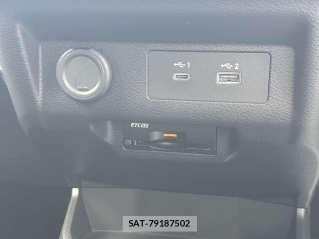 Mitsubishi EK X 2022-10 8218201-6