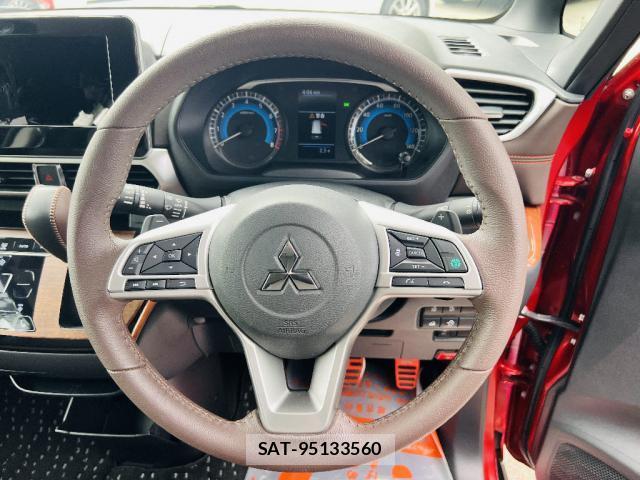 Mitsubishi EK X SPACE 2023-02 8220456-7