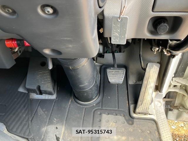 Isuzu ELF TRUCK 2014 8217175-5