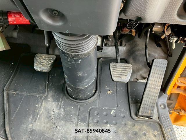Isuzu ELF TRUCK 2011 8217178-6