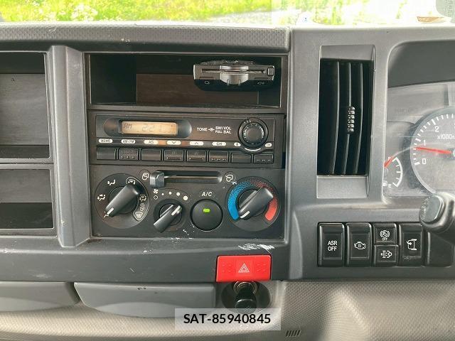 Isuzu ELF TRUCK 2011 8217178-7