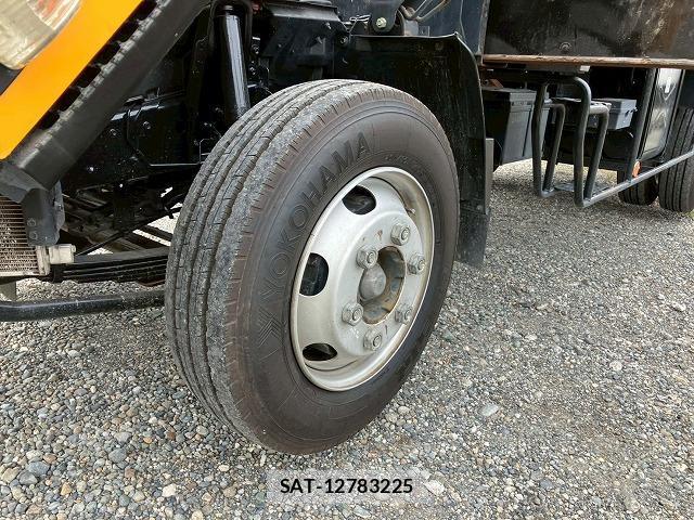Isuzu ELF TRUCK 2011 8217179-16