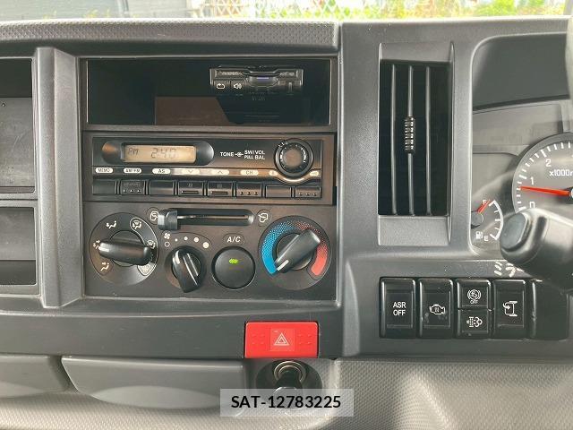 Isuzu ELF TRUCK 2011 8217179-5