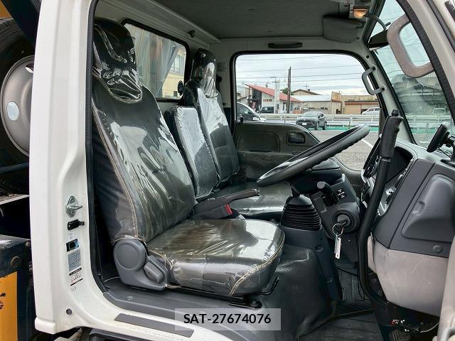 Isuzu ELF TRUCK 2011 8217180-2