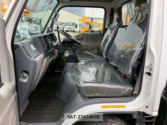 Isuzu ELF TRUCK 2011 8217180-7