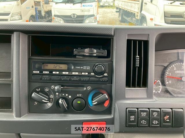 Isuzu ELF TRUCK 2011 8217180-8