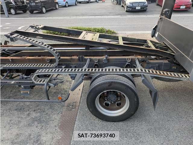 Isuzu ELF TRUCK 2018-06 8218329-14