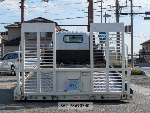 Isuzu ELF TRUCK 2018-06 8218329-6