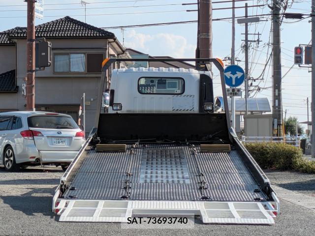 Isuzu ELF TRUCK 2018-06 8218329-7