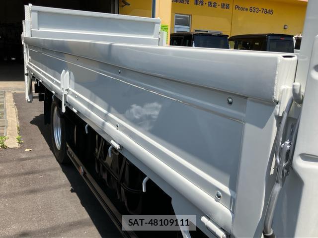 Isuzu ELF TRUCK 2011-05 8218736-11