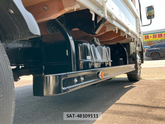 Isuzu ELF TRUCK 2011-05 8218736-13