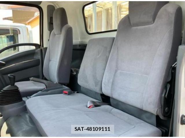 Isuzu ELF TRUCK 2011-05 8218736-6