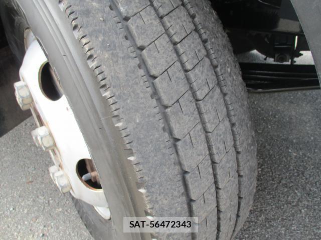 Isuzu ELF TRUCK 2014-03 8219756-4