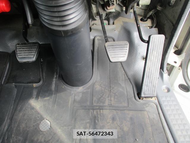 Isuzu ELF TRUCK 2014-03 8219756-7