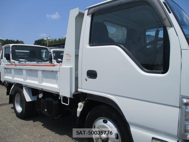 Isuzu ELF TRUCK 2016-09 8219757-11