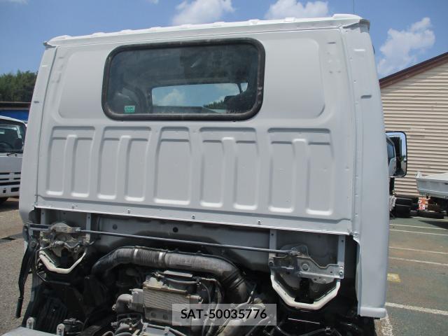 Isuzu ELF TRUCK 2016-09 8219757-18