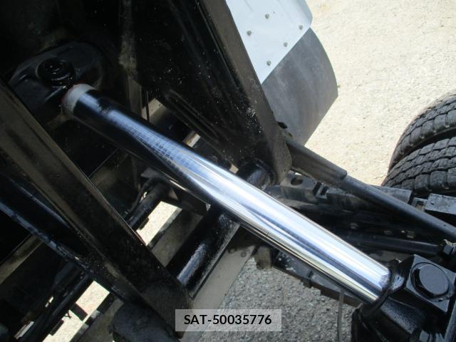 Isuzu ELF TRUCK 2016-09 8219757-3