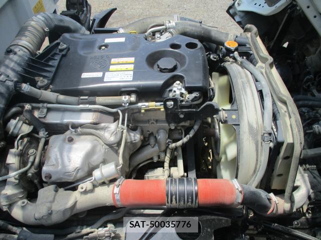Isuzu ELF TRUCK 2016-09 8219757-5