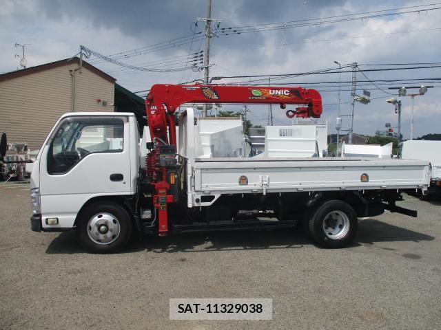 Isuzu ELF TRUCK 2017-12 8219758-1