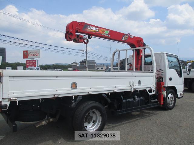 Isuzu ELF TRUCK 2017-12 8219758-13