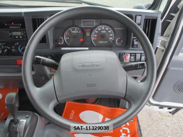 Isuzu ELF TRUCK 2017-12 8219758-17