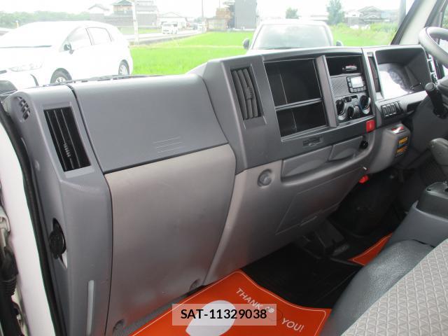 Isuzu ELF TRUCK 2017-12 8219758-19