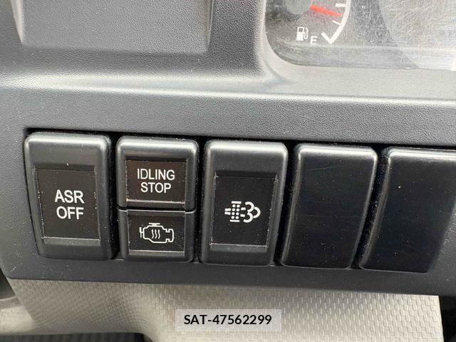 Isuzu ELF TRUCK 2014-05 8220432-18