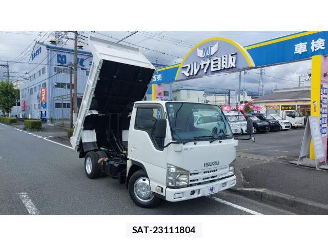 Isuzu ELF TRUCK 2013-07 8220439-0
