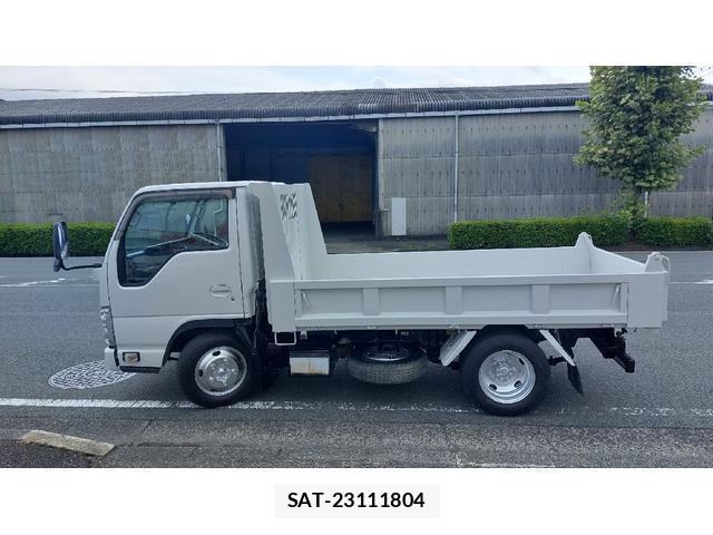 Isuzu ELF TRUCK 2013-07 8220439-12