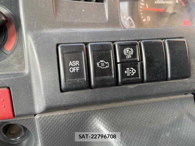 Isuzu ELF TRUCK 2015-02 8220992-15