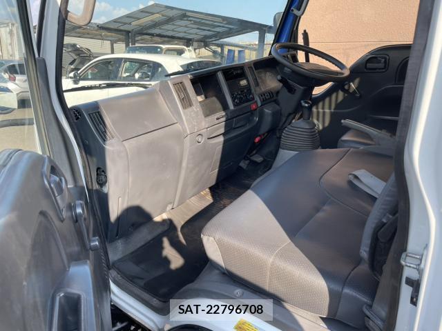 Isuzu ELF TRUCK 2015-02 8220992-6