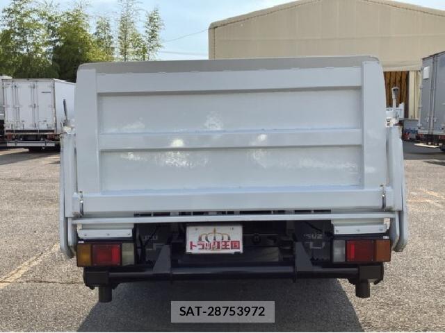 Isuzu ELF TRUCK 2009 8221785-4