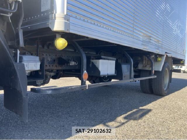 Isuzu ELF TRUCK 2016 8221788-18
