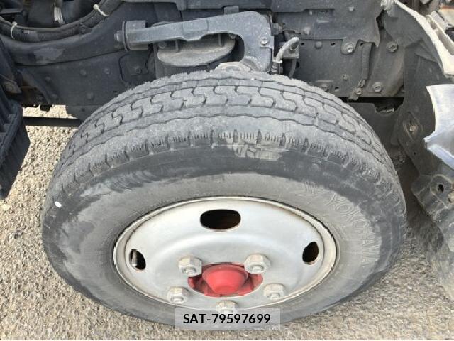 Isuzu ELF TRUCK 2010 8221789-17