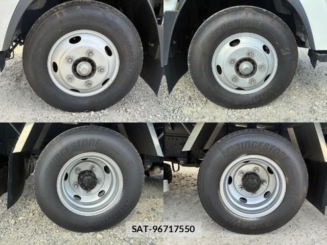 Isuzu ELF TRUCK 2019-08 8223561-8
