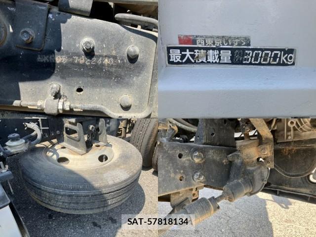 Isuzu ELF TRUCK 2012-03 8223754-17